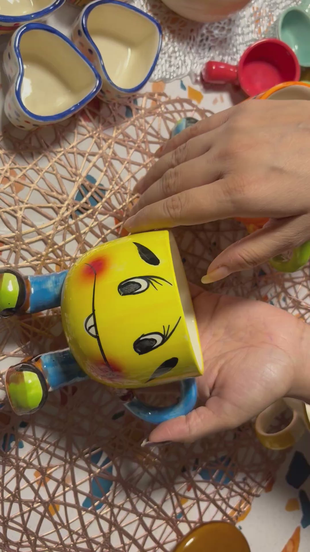 Happy Legs Ceramic Mug – Smiley Cup with Shoes